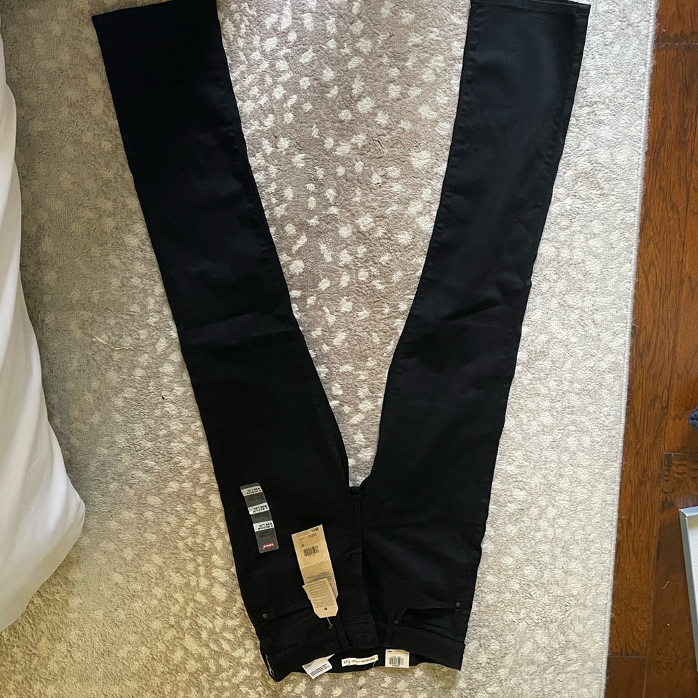 Levi’s High Rise Straight Jean